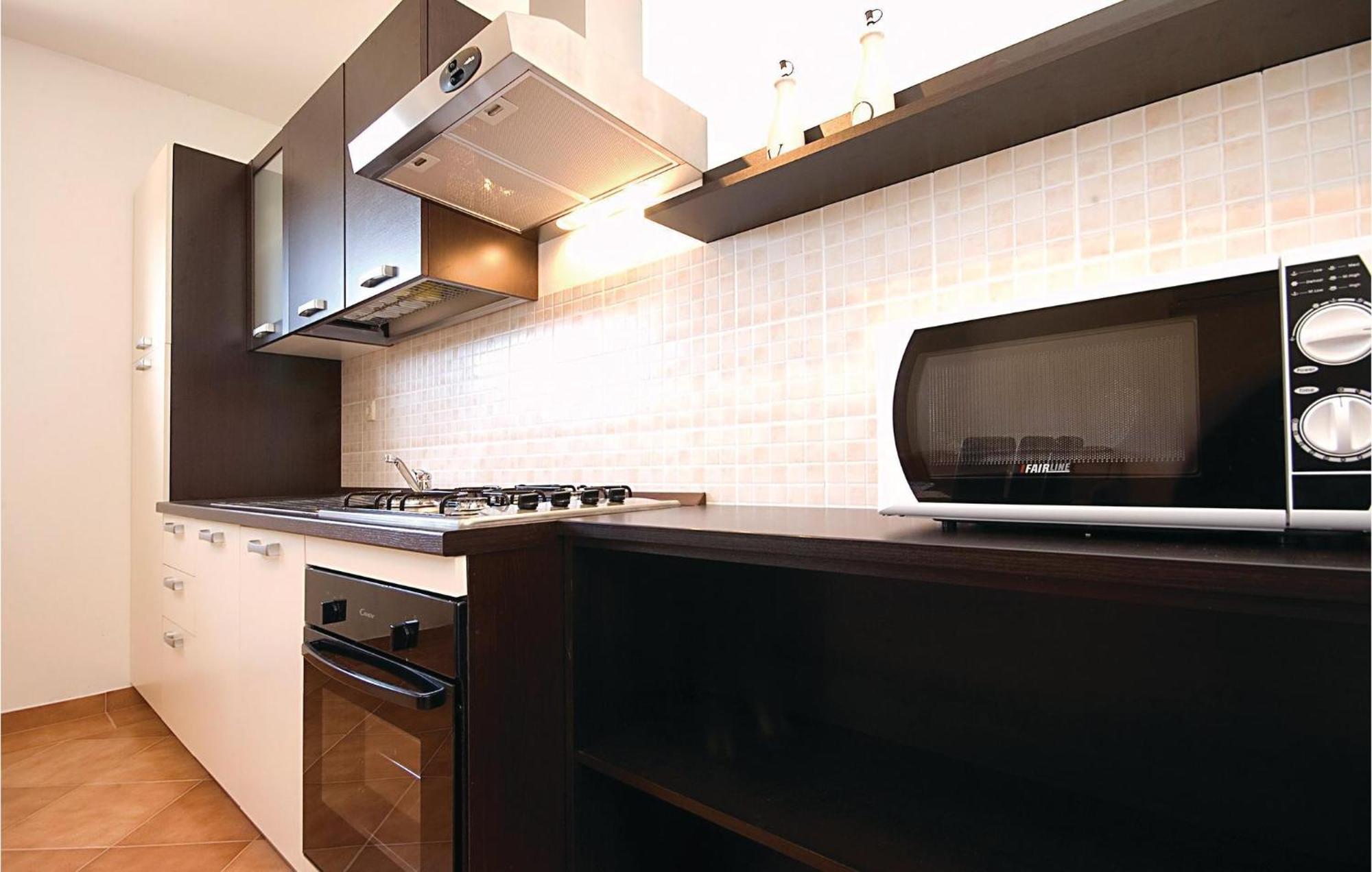 2 Bedroom Nice Apartment In Vir Εξωτερικό φωτογραφία