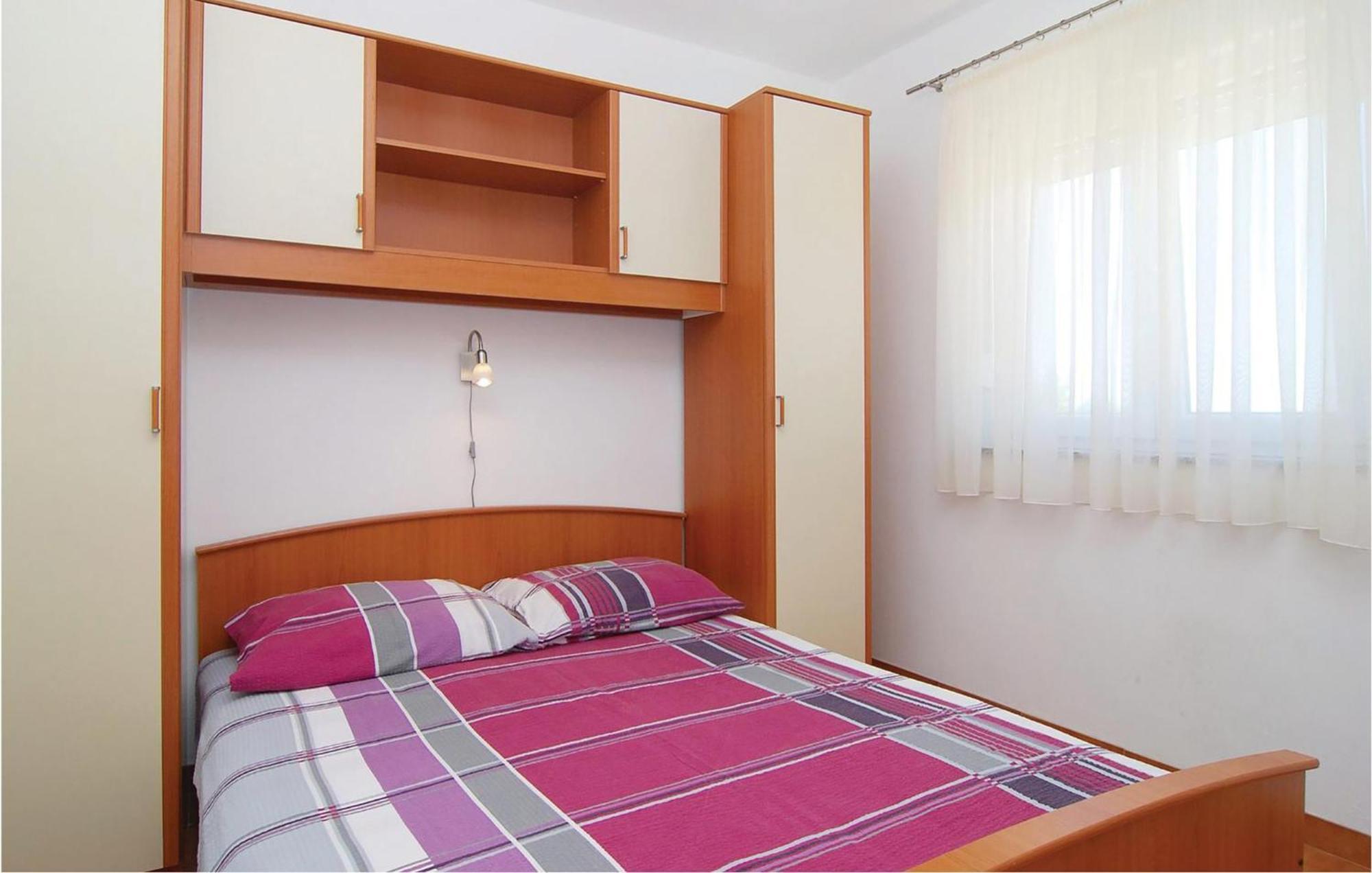 2 Bedroom Nice Apartment In Vir Εξωτερικό φωτογραφία