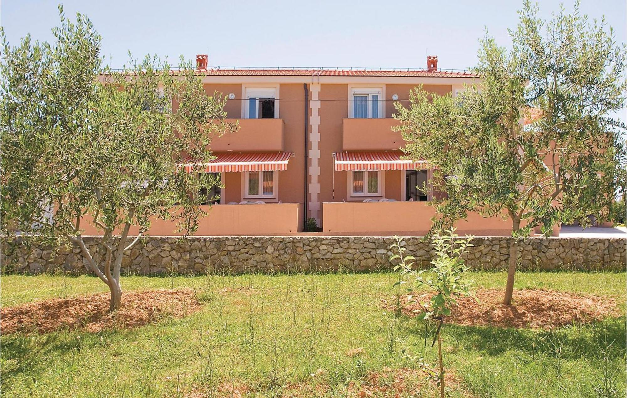 2 Bedroom Nice Apartment In Vir Εξωτερικό φωτογραφία